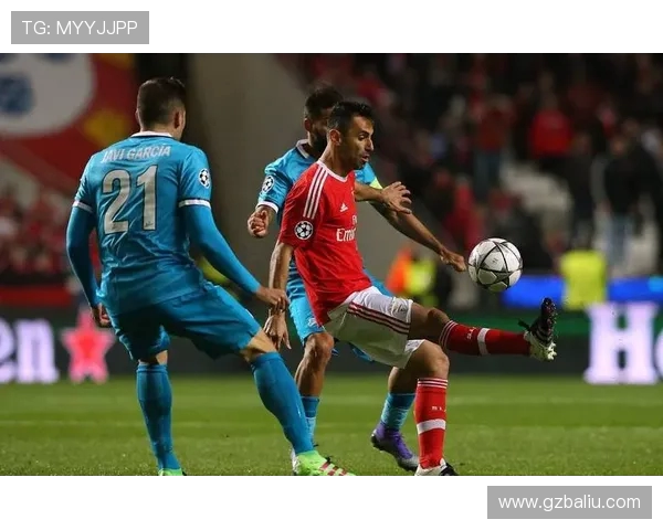 科隆竞技与圣保罗激战正酣精彩直播尽在眼前